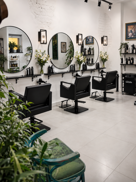 Wnętrze salonu Atelier Mateo Dobraczyński